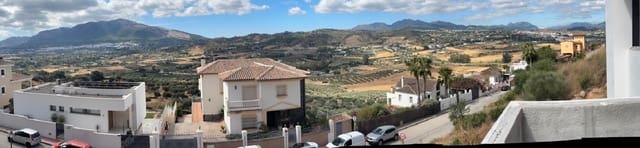 3 soverom Villa til salgs i Coín med svømmebasseng garasje - € 742 000 (Ref: 9126915)