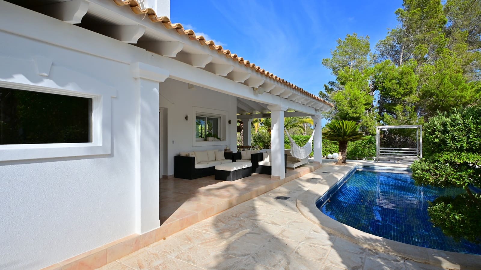 4 sypialnia Willa na sprzedaż w Santa Eulalia / Santa Eularia z basenem garażem - 1 790 000 € (Ref: 9129976)