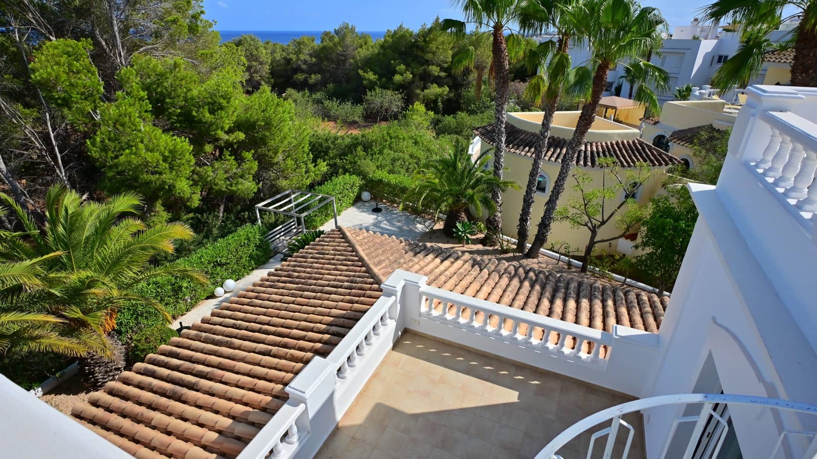 4 sypialnia Willa na sprzedaż w Santa Eulalia / Santa Eularia z basenem garażem - 1 790 000 € (Ref: 9129976)