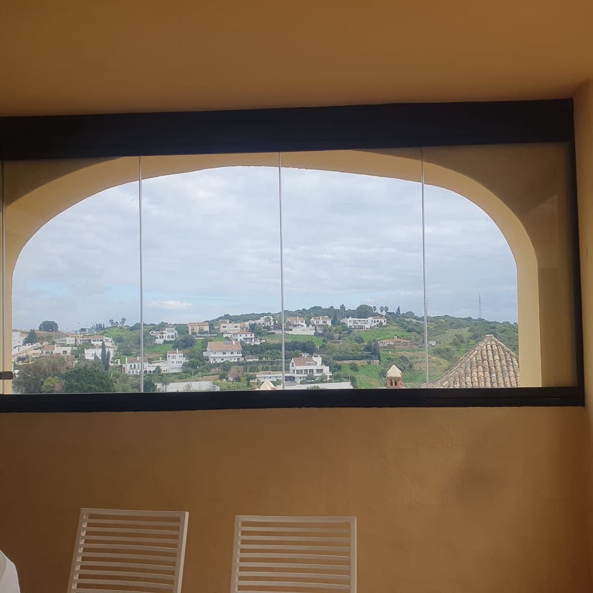 2 slaapkamer Penthouse te koop in Estepona met zwembad garage - € 320.000 (Ref: 9132469)