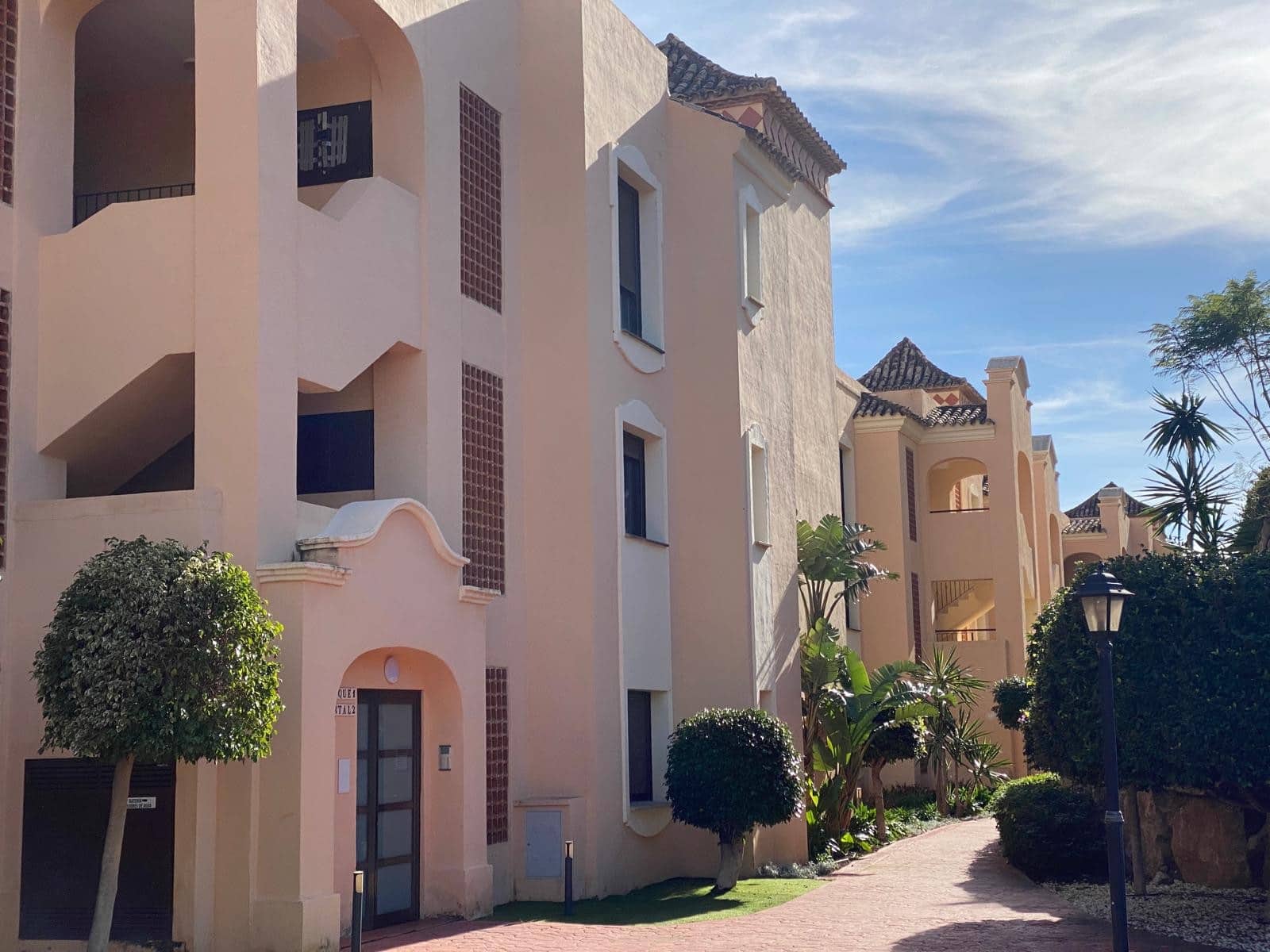 2 slaapkamer Penthouse te koop in Estepona met zwembad garage - € 320.000 (Ref: 9132469)