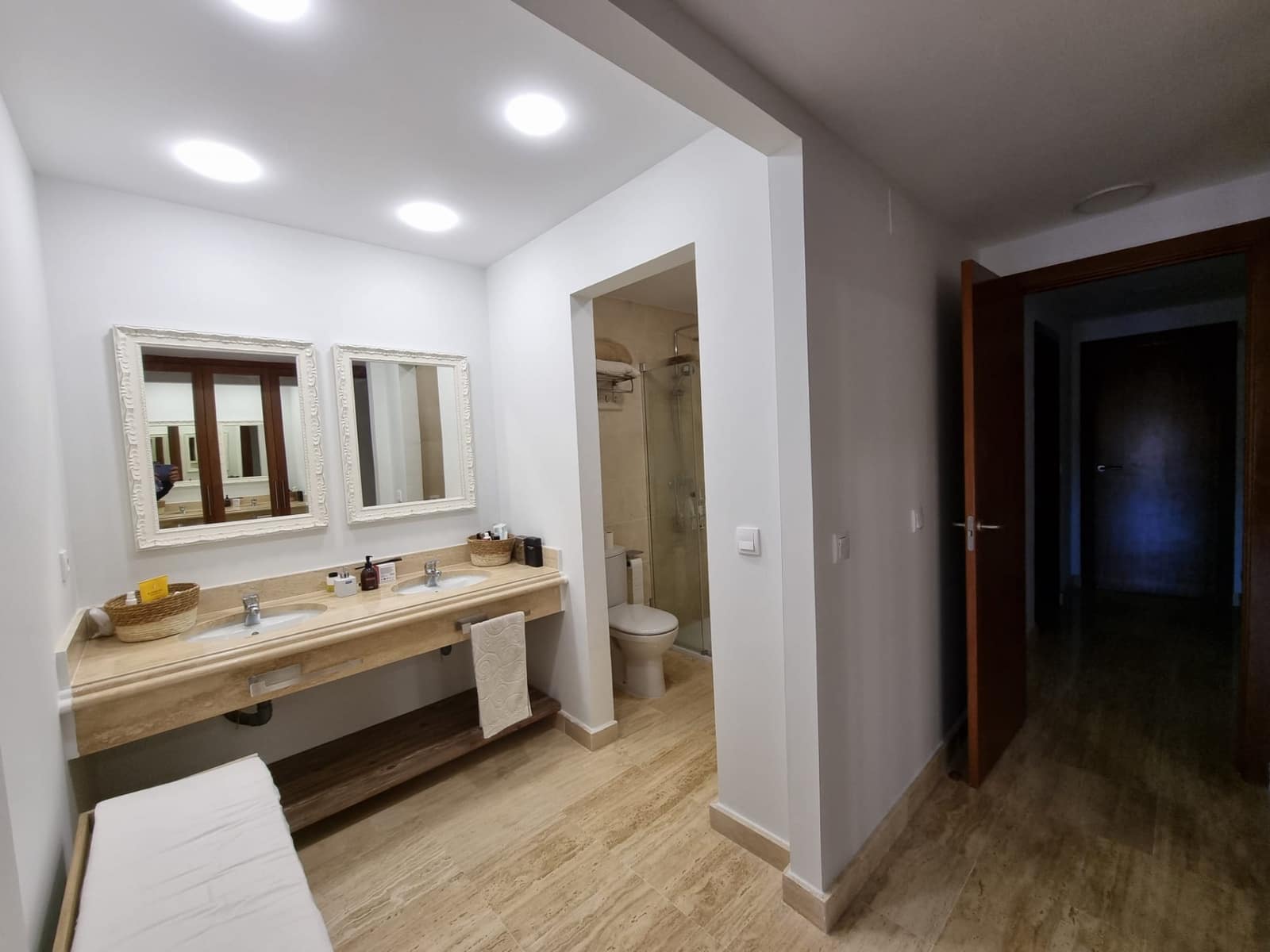 2 slaapkamer Penthouse te koop in Estepona met zwembad garage - € 320.000 (Ref: 9132469)