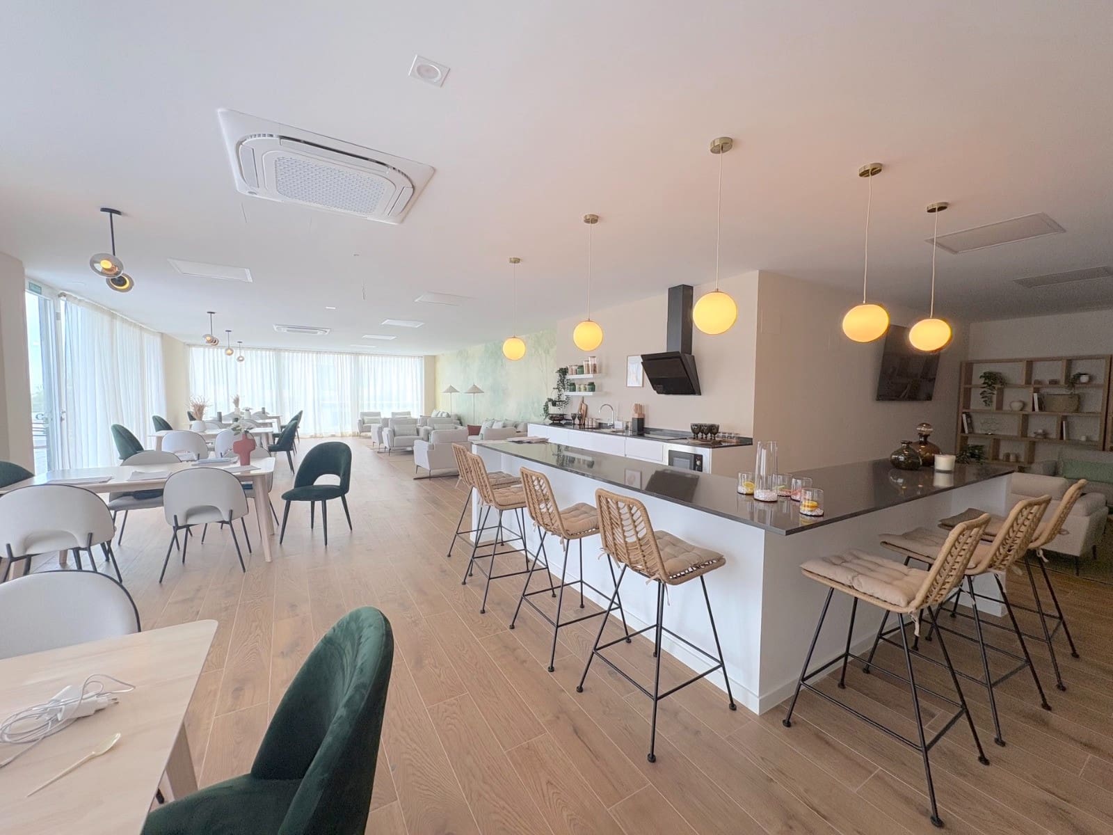 4 soverom Kjedet enebolig til salgs i La Cala de Mijas med svømmebasseng garasje - € 950 000 (Ref: 9134675)