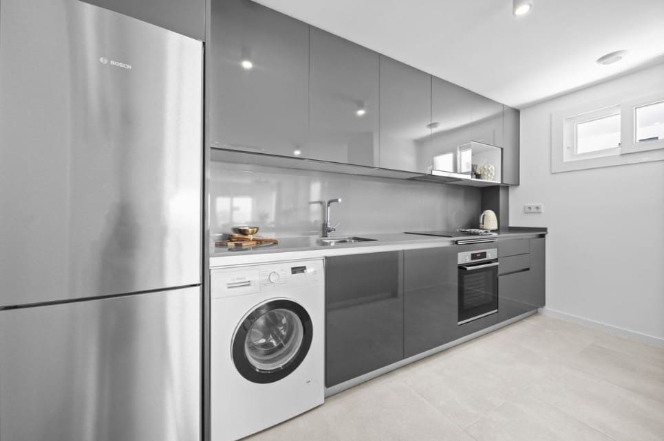 4 soverom Kjedet enebolig til salgs i La Cala de Mijas med svømmebasseng garasje - € 950 000 (Ref: 9134675)