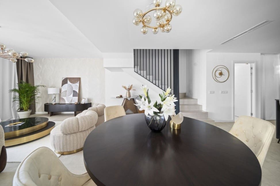 4 soverom Kjedet enebolig til salgs i La Cala de Mijas med svømmebasseng garasje - € 950 000 (Ref: 9134675)