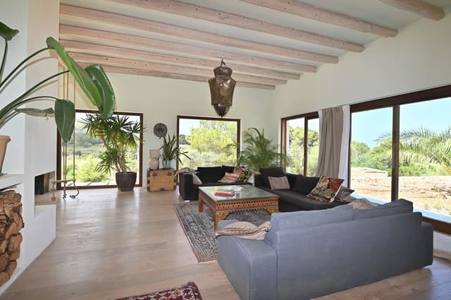 5 soveværelse Finca/Landehus til salg i Es Figueral, Santa Eulalia / Santa Eularia med swimmingpool garage - € 6.200.000 (Ref: 9142932)