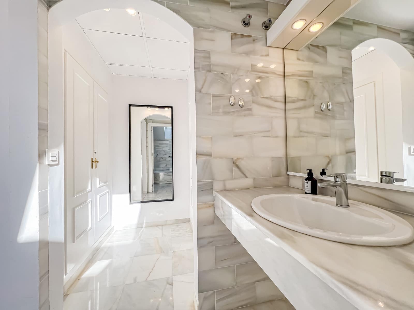 2 Zimmer Penthouse zu verkaufen in Marbella mit Pool - 675.000 € (Ref: 9145600)