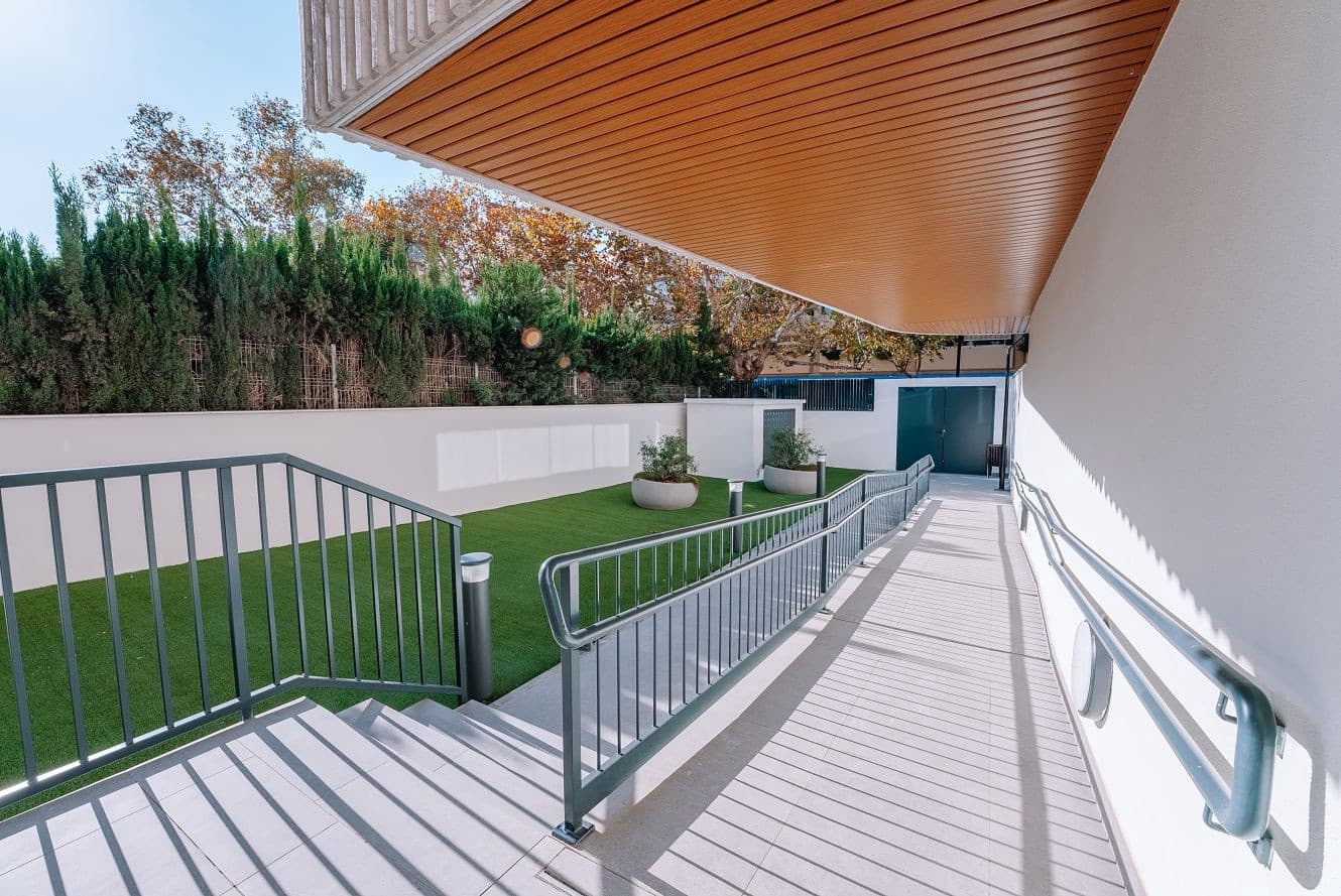 2 bedroom Apartment for sale in Fuengirola with pool garage - € 659,500 (Ref: 9149628)