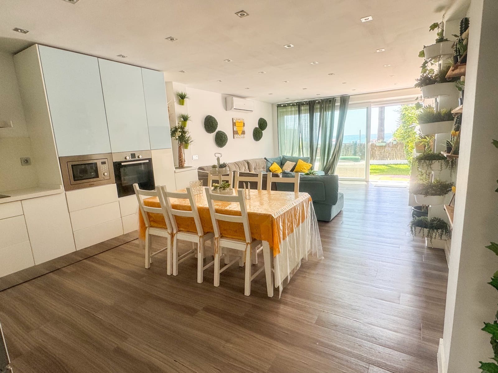 1 soveværelse Lejlighed til salg i Casares - € 480.000 (Ref: 9159704)