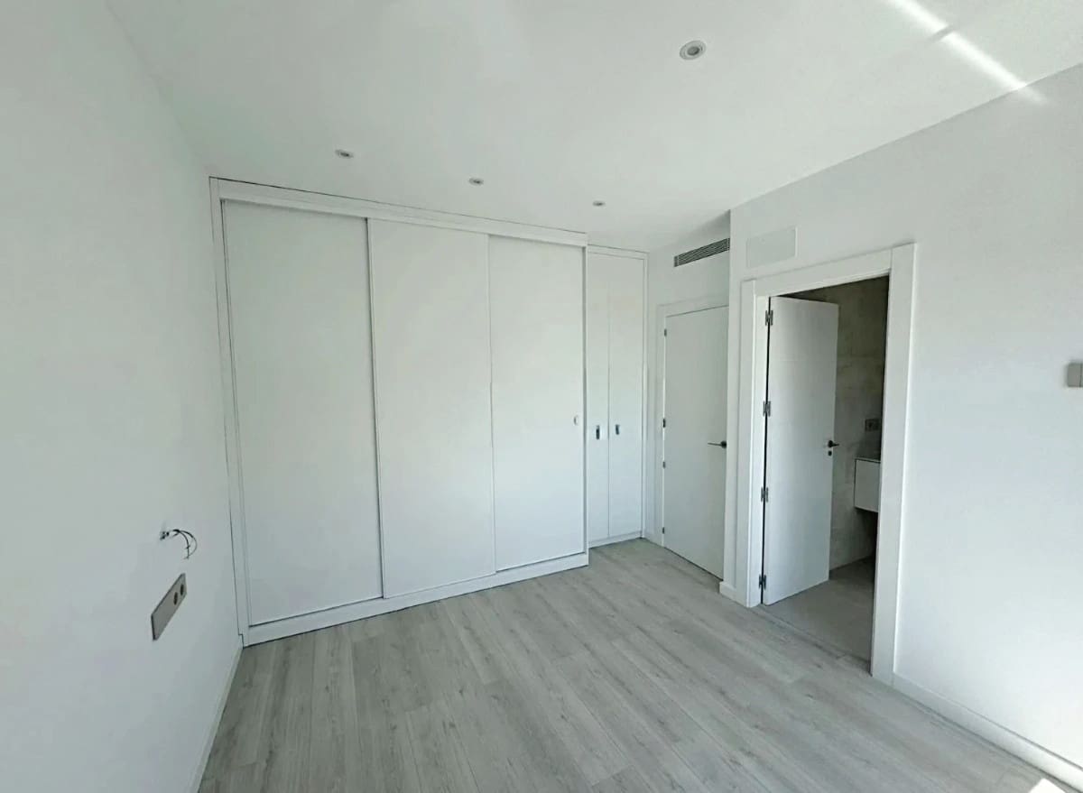 3 soveværelse Lejlighed til salg i Nuestra Senora de Jesus med garage - € 800.000 (Ref: 9171767)