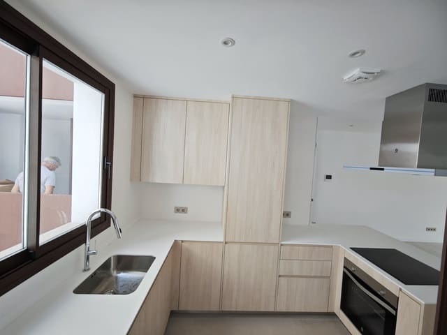 3 Zimmer Apartment zu verkaufen in Nuestra Señora de Jesus, Santa Eulalia / Santa Eularia mit Garage - 872.000 € (Ref: 9171767)