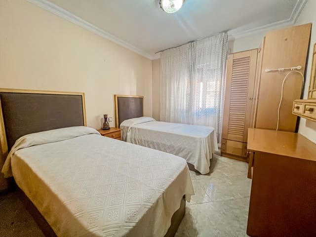 2 makuuhuone Huoneisto myytävänä paikassa Marbella - 315 000 € (Ref: 9174937)