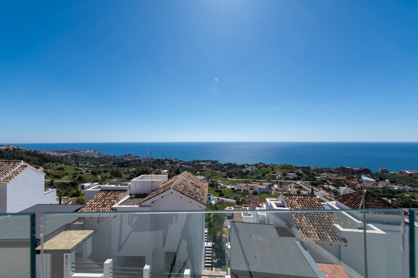 3 soveværelse Penthouse til salg i Benalmadena med swimmingpool garage - € 1.349.000 (Ref: 9177352)