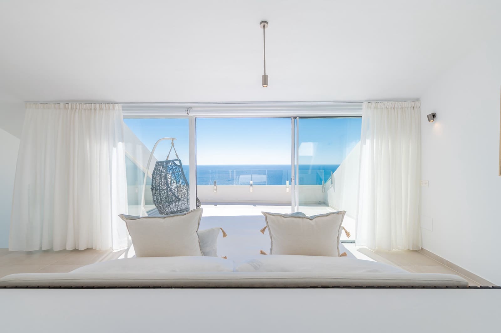 3 bedroom Penthouse for sale in Benalmadena with pool garage - € 1,349,000 (Ref: 9177352)