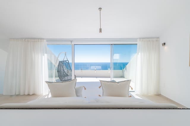 3 sovrum Takvåning till salu i Benalmádena med pool garage - 1 349 000 € (Ref: 9177352)