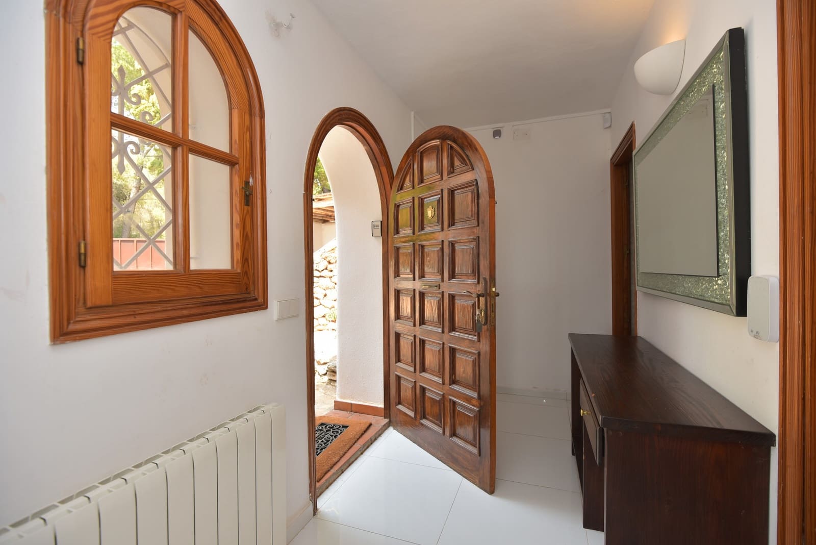 4 sypialnia Willa na sprzedaż w Cala Llonga z basenem garażem - 2 750 000 € (Ref: 9183884)