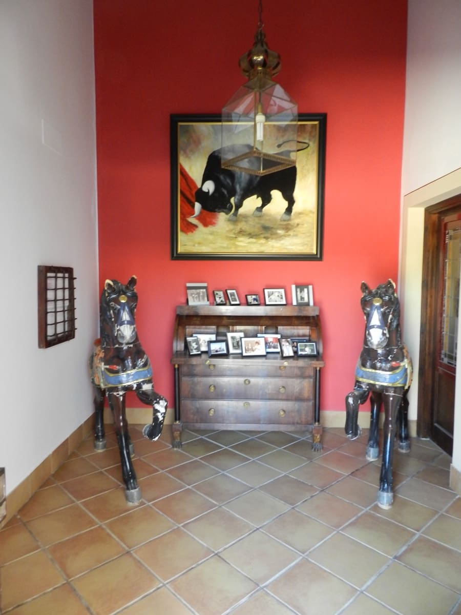 4 soveværelse Finca/Landehus til salg i Moron de la Frontera med swimmingpool garage - € 699.000 (Ref: 9187185)