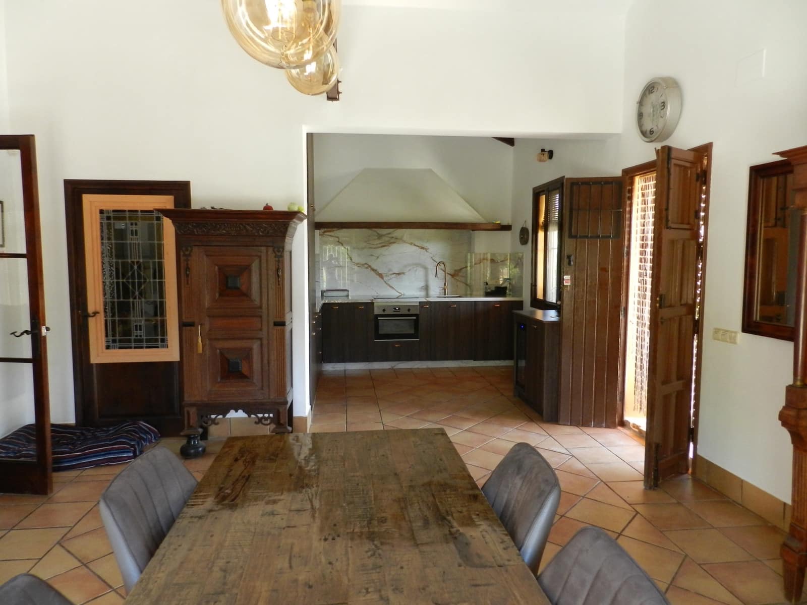 4 soveværelse Finca/Landehus til salg i Moron de la Frontera med swimmingpool garage - € 699.000 (Ref: 9187185)