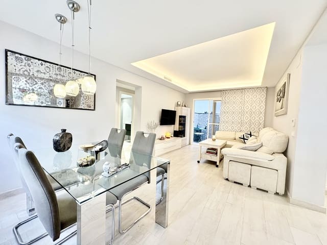 Apartamento de 2 habitaciones en La Cala de Mijas, Mijas en venta - 425.000 € (Ref: 9200980)