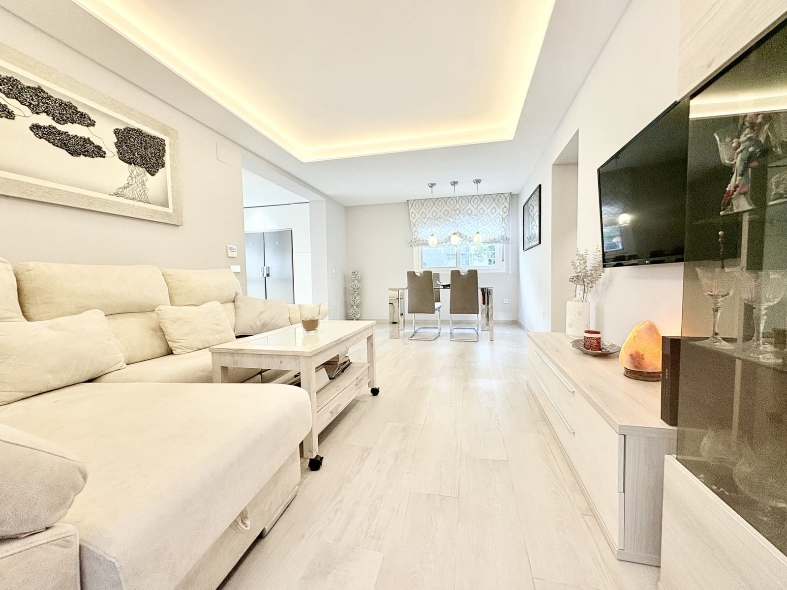 Apartamento de 2 habitaciones en La Cala de Mijas en venta - 425.000 € (Ref: 9200980)