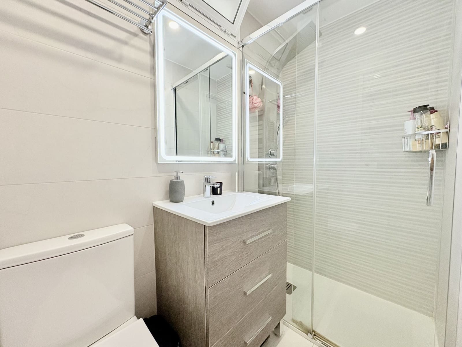 3 makuuhuone Kattohuoneisto myytävänä paikassa La Cala de Mijas - 450 000 € (Ref: 9204848)