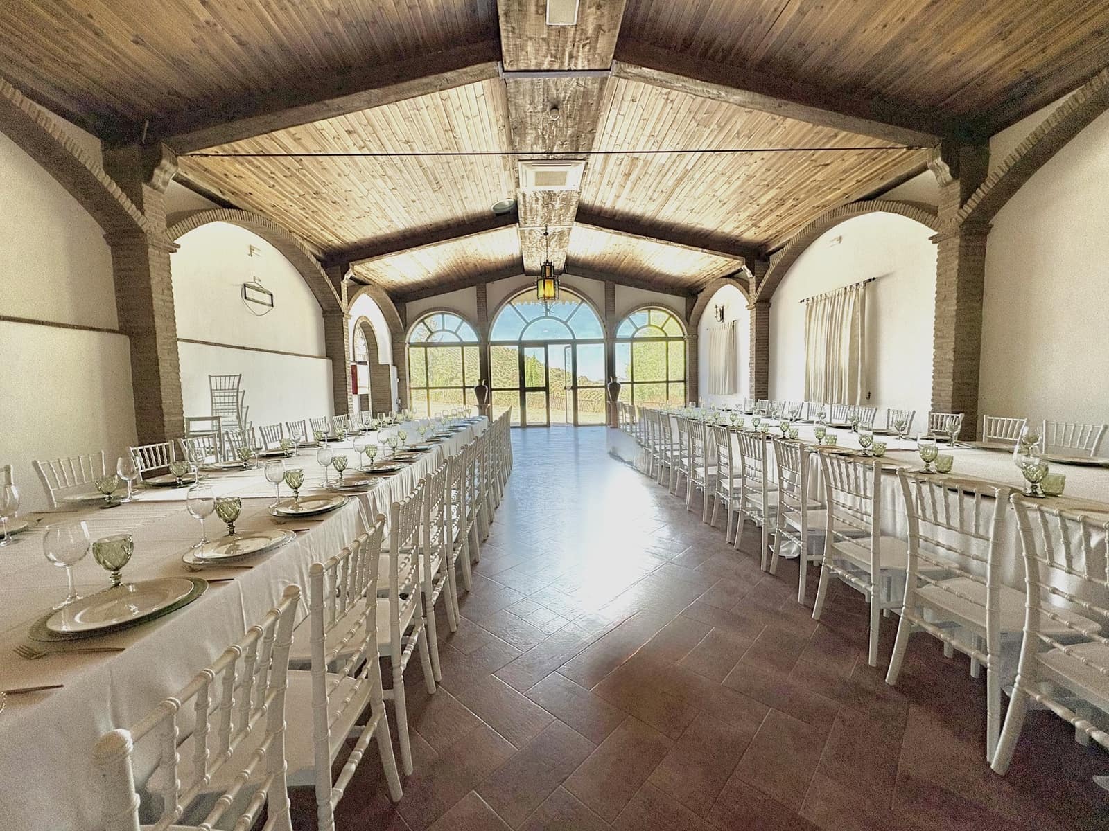 2 makuuhuone Yritys myytävänä paikassa Olvera mukana 
autotalli - 1 500 000 € (Ref: 9228873)