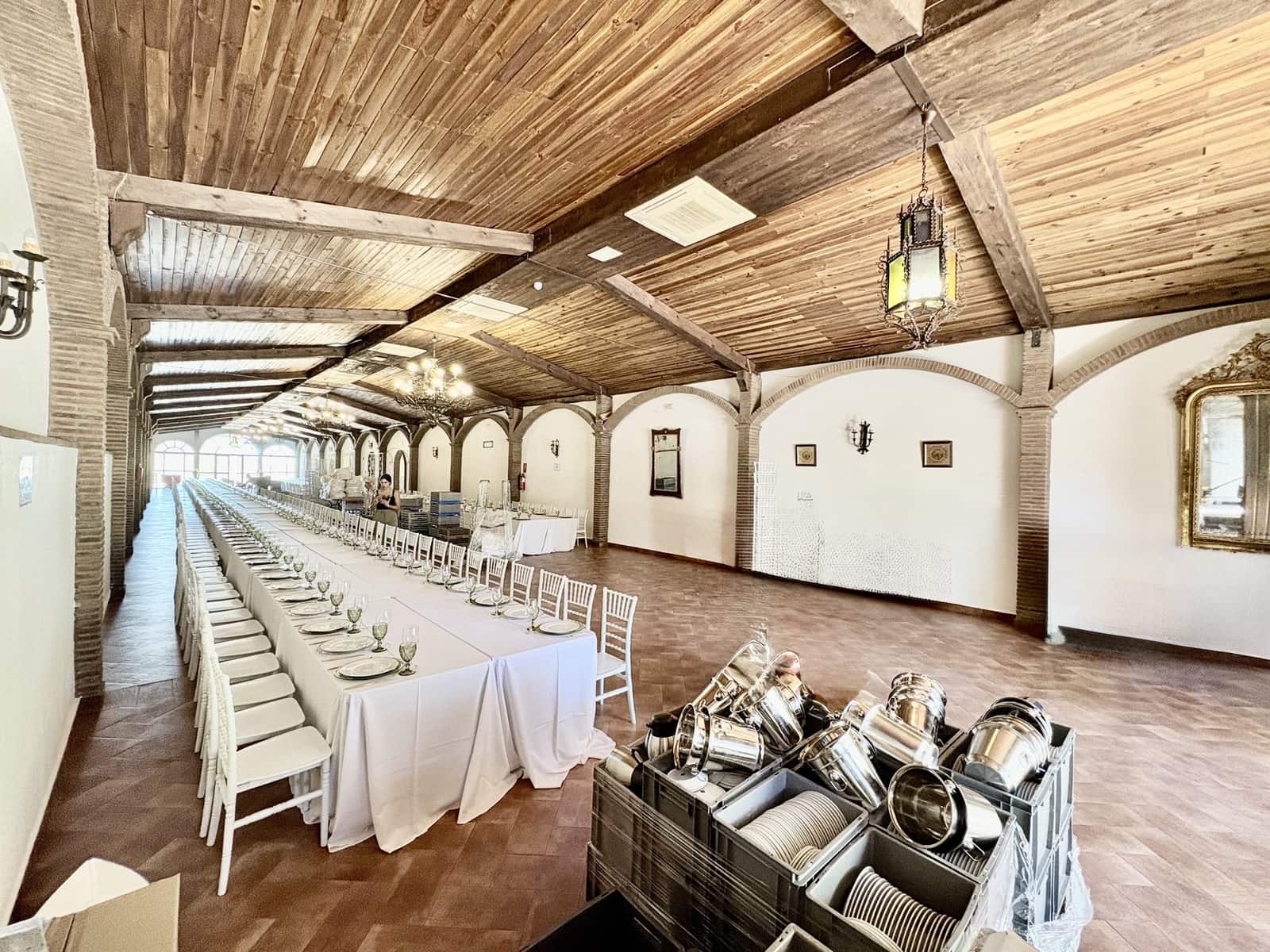 2 makuuhuone Yritys myytävänä paikassa Olvera mukana 
autotalli - 1 500 000 € (Ref: 9228873)