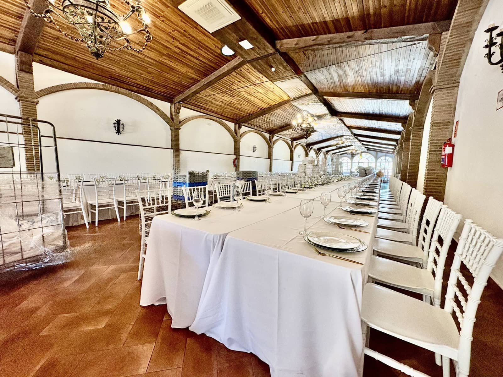 2 makuuhuone Yritys myytävänä paikassa Olvera mukana 
autotalli - 1 500 000 € (Ref: 9228873)