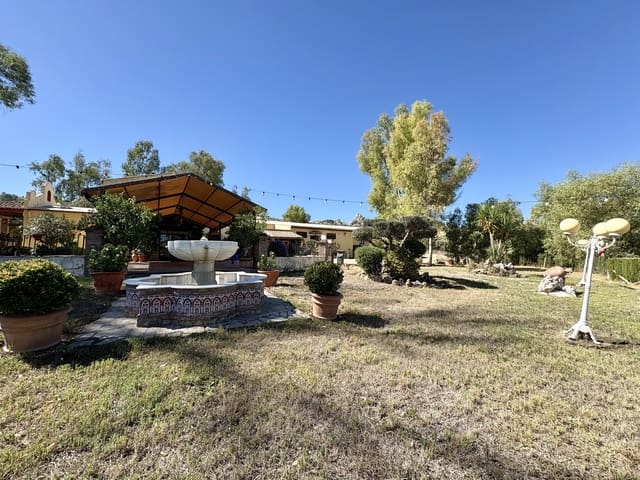 2 soveværelse Virksomhed til salg i Olvera med garage - € 1.500.000 (Ref: 9228873)