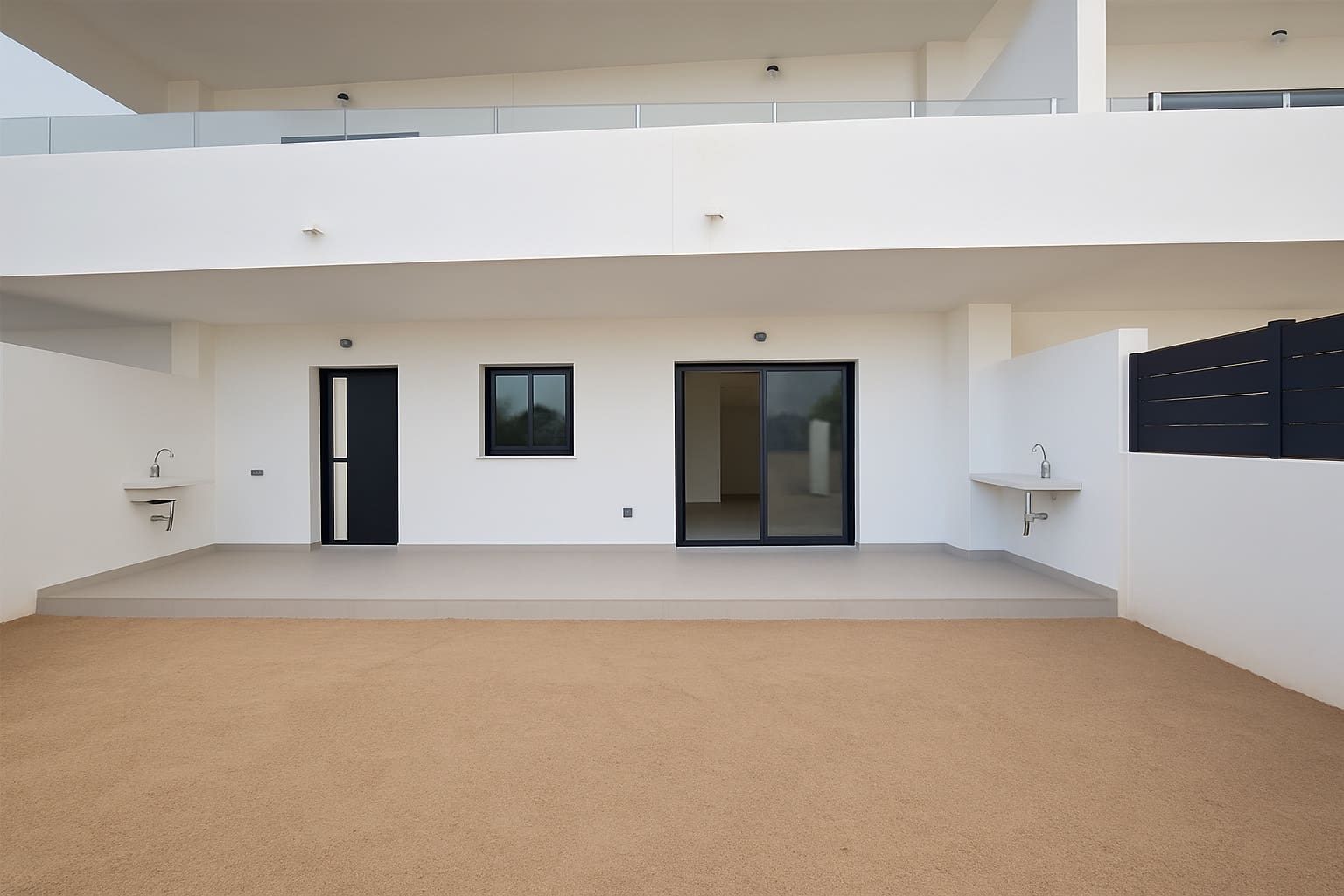 2 soveværelse Lejlighed til salg i Cala Gracio med swimmingpool - € 500.000 (Ref: 9236922)