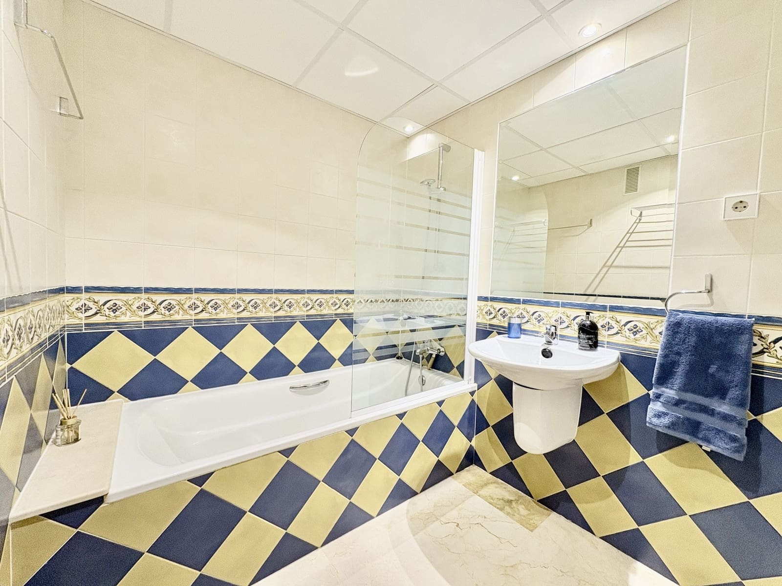 2 chambre Appartement à vendre à Riviera del Sol avec piscine garage - 439 000 € (Ref: 9240448)