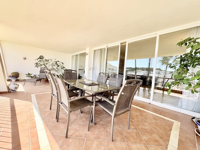 2 chambre Appartement à vendre à Riviera del Sol, Mijas avec piscine garage - 439 000 € (Ref: 9240448)