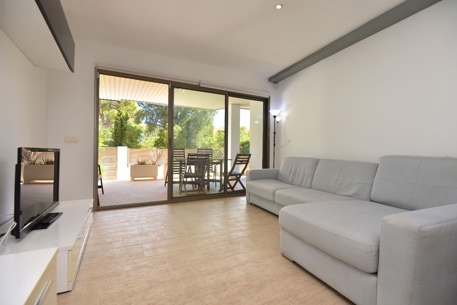 1 soveværelse Lejlighed til salg i Santa Eulalia / Santa Eularia med swimmingpool - € 682.500 (Ref: 9243450)