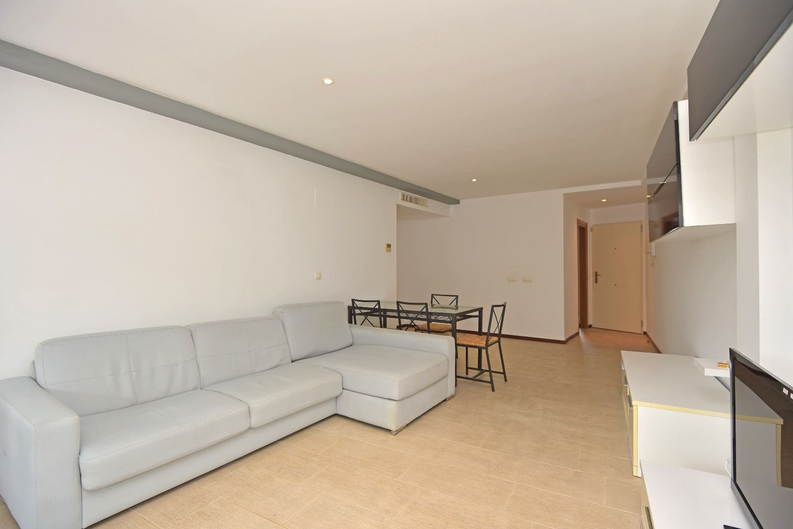 1 soveværelse Lejlighed til salg i Santa Eulalia / Santa Eularia med swimmingpool - € 682.500 (Ref: 9243450)