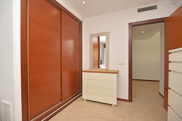 1 sypialnia Apartament na sprzedaż w Santa Eulalia / Santa Eularia z basenem - 682 500 € (Ref: 9243450)