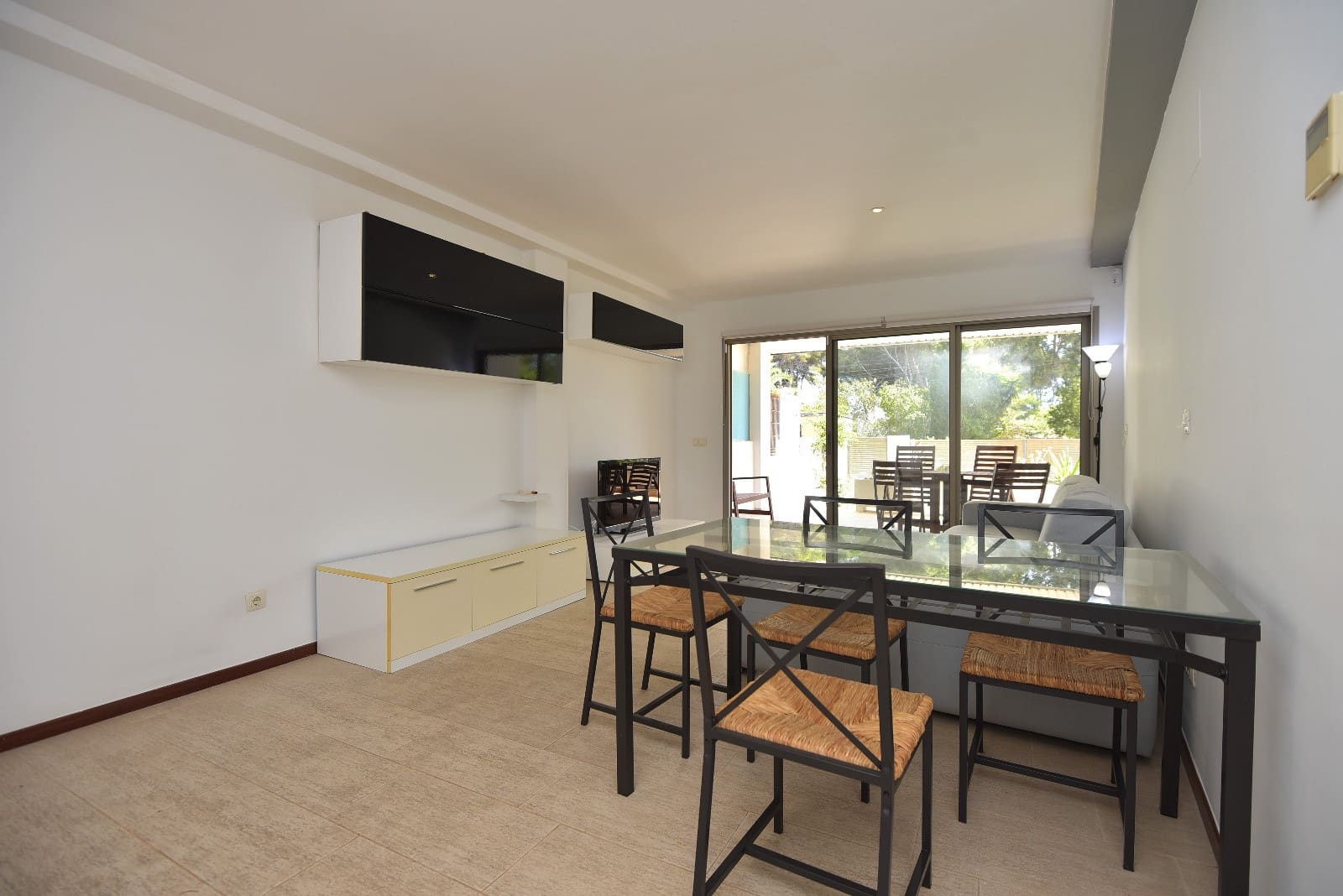 1 soveværelse Lejlighed til salg i Santa Eulalia / Santa Eularia med swimmingpool - € 682.500 (Ref: 9243450)