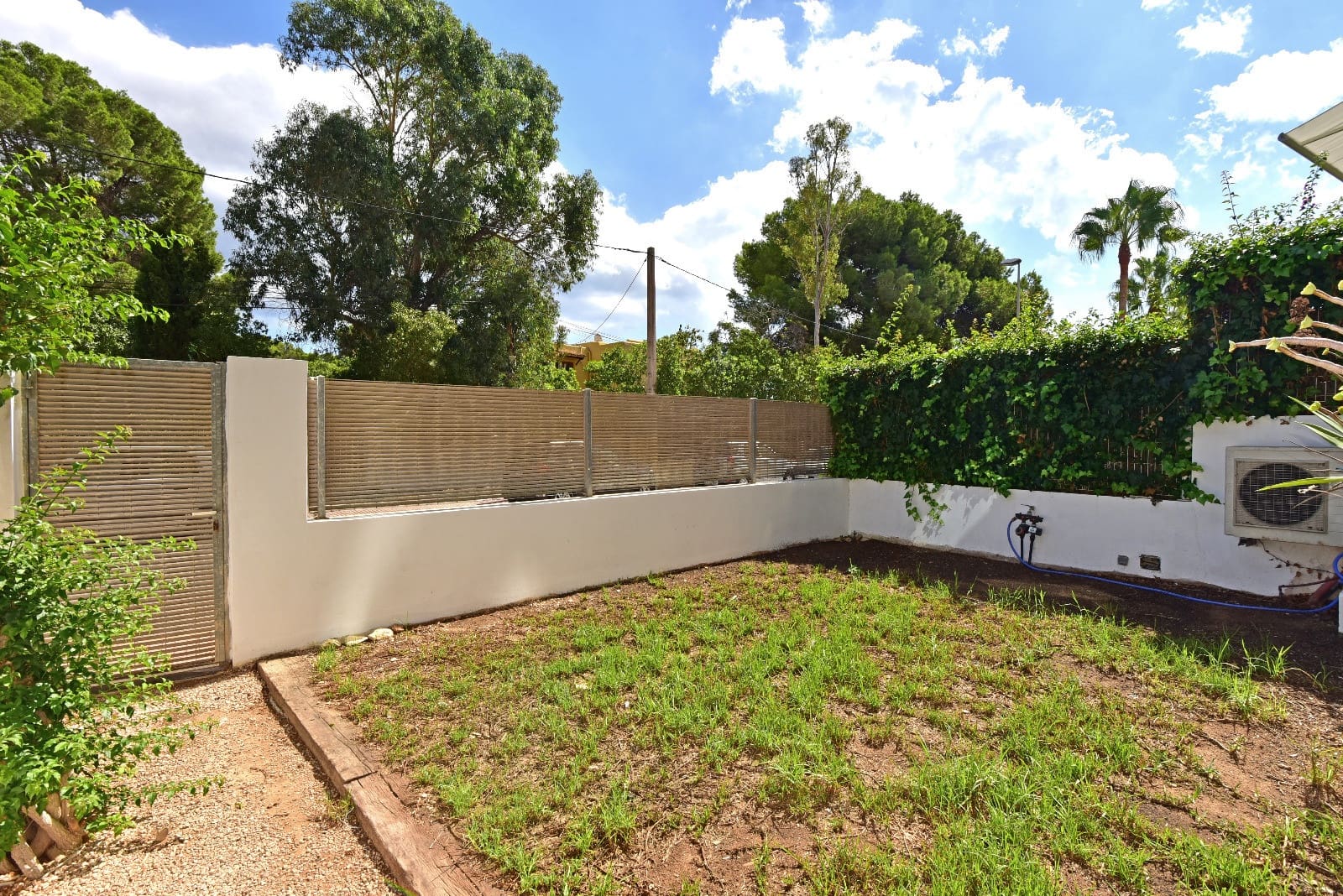 1 soveværelse Lejlighed til salg i Santa Eulalia / Santa Eularia med swimmingpool - € 682.500 (Ref: 9243450)