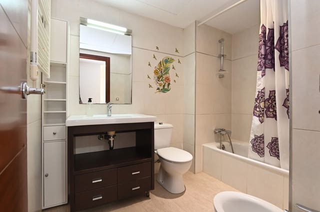 2 chambre Appartement à vendre à Santa Eulalia / Santa Eularia avec piscine - 650 000 € (Ref: 9243450)