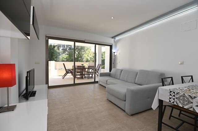 2 soveværelse Lejlighed til salg i Santa Eulalia / Santa Eularia med swimmingpool - € 650.000 (Ref: 9243450)