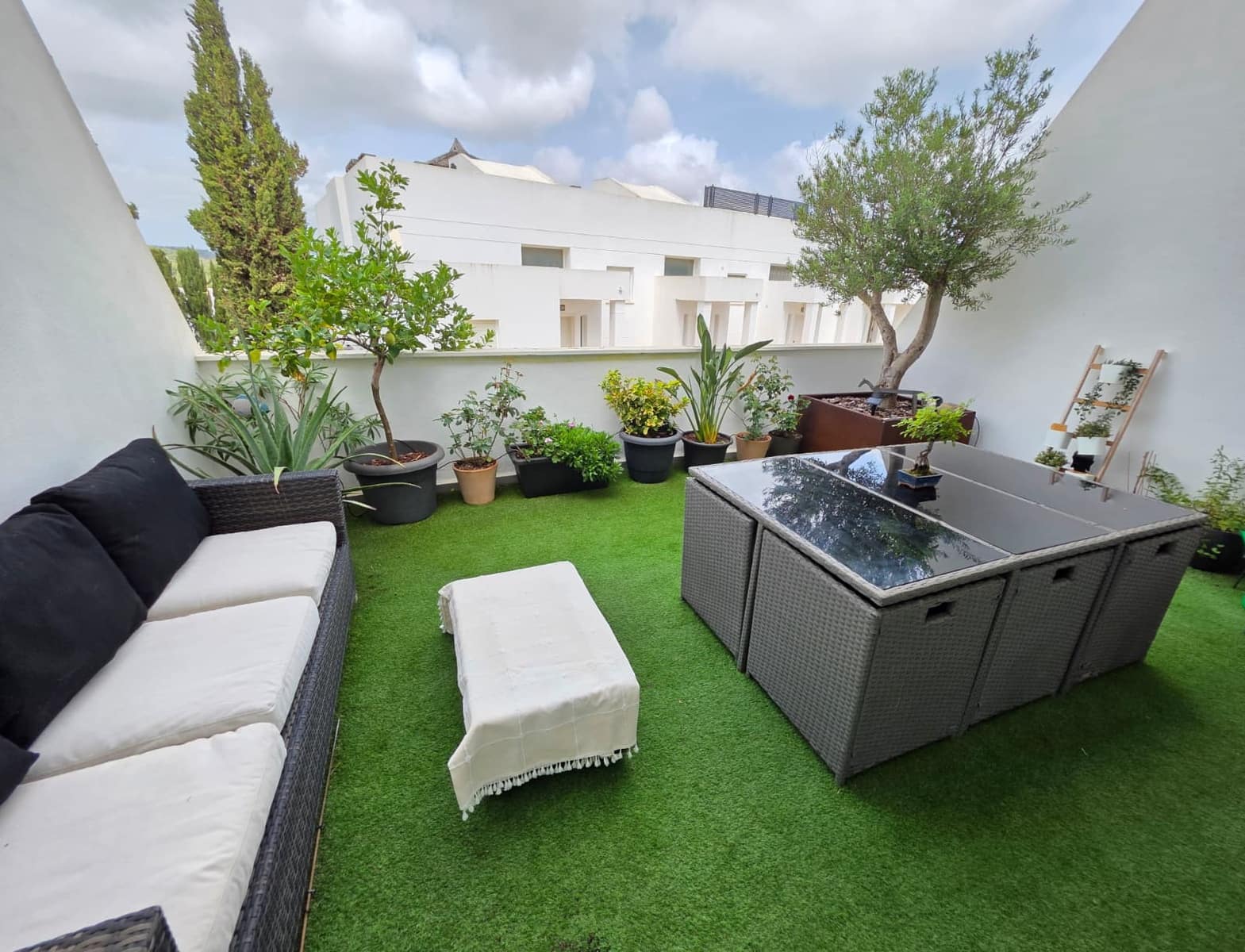 3 slaapkamer Halfvrijstaande villa te koop in Roca Llisa met zwembad garage - € 990.000 (Ref: 9262668)