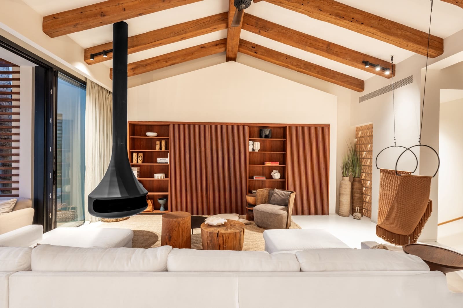 5 bedroom Villa for sale in Nueva Andalucia with pool - € 5,895,000 (Ref: 9269817)