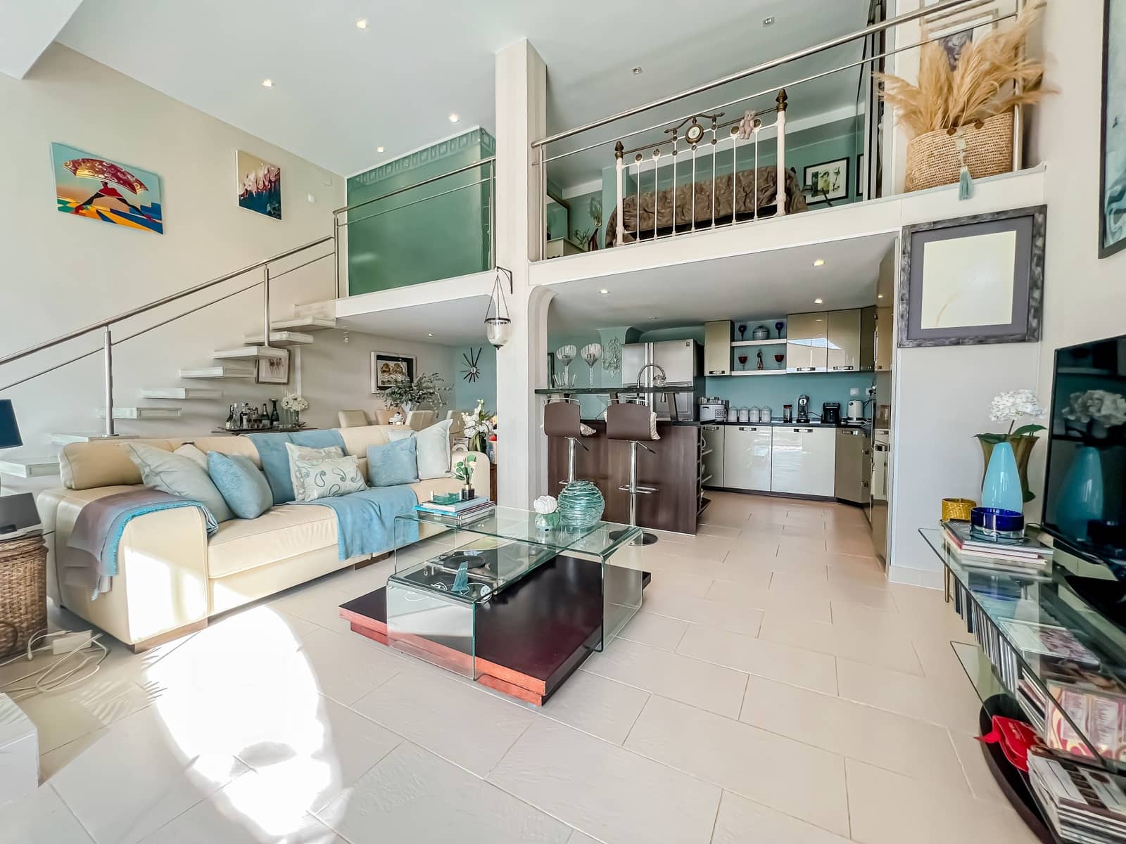 4 sypialnia Willa na sprzedaż w Istan z basenem garażem - 1 850 000 € (Ref: 9269819)