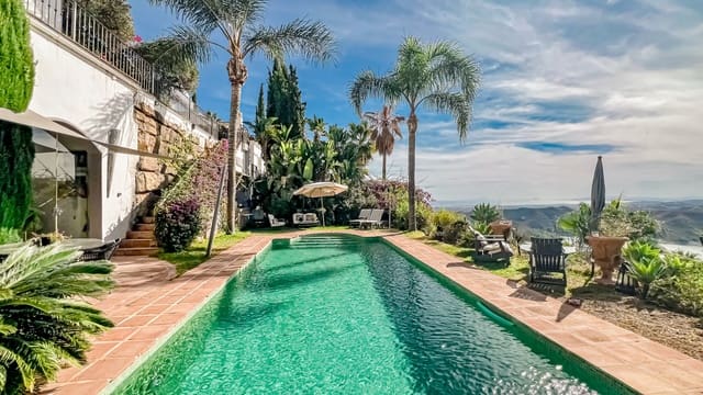 Chalet de 4 habitaciones en Istán en venta con piscina garaje - 1.675.000 € (Ref: 9269819)