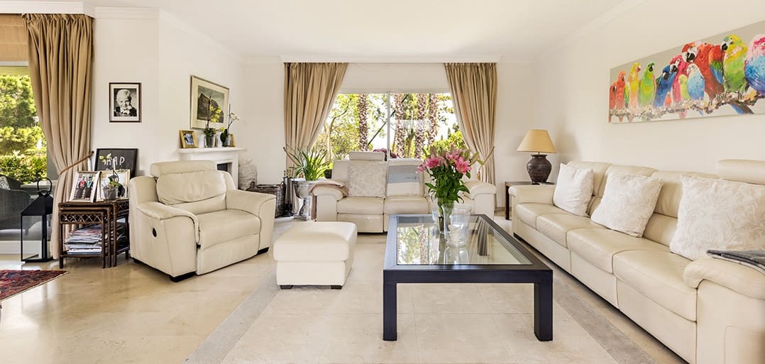 5 makuuhuone Huvila myytävänä paikassa La Quinta mukana uima-altaan 
autotalli - 1 999 000 € (Ref: 9272681)