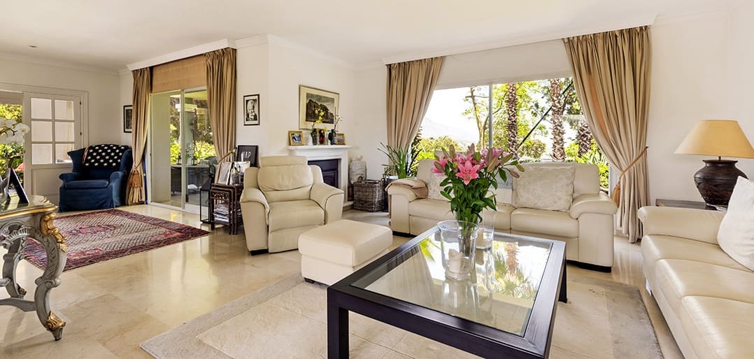 5 makuuhuone Huvila myytävänä paikassa La Quinta mukana uima-altaan 
autotalli - 1 999 000 € (Ref: 9272681)