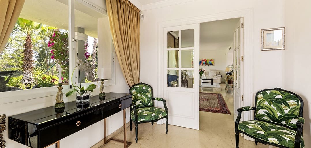 5 makuuhuone Huvila myytävänä paikassa La Quinta mukana uima-altaan 
autotalli - 1 999 000 € (Ref: 9272681)