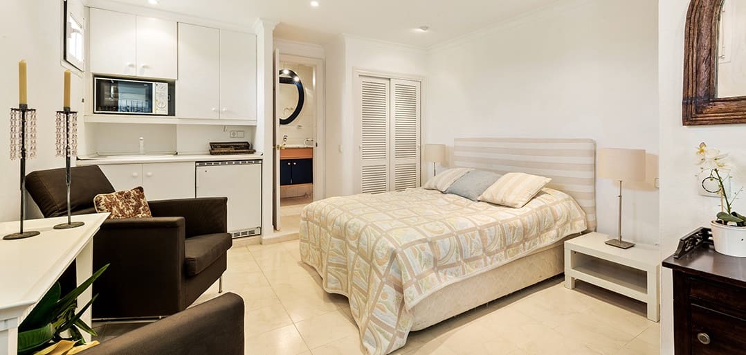 5 makuuhuone Huvila myytävänä paikassa La Quinta mukana uima-altaan 
autotalli - 1 999 000 € (Ref: 9272681)