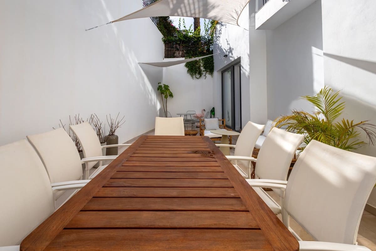 5 makuuhuone Huvila myytävänä paikassa Marbella mukana uima-altaan 
autotalli - 2 995 000 € (Ref: 9276401)