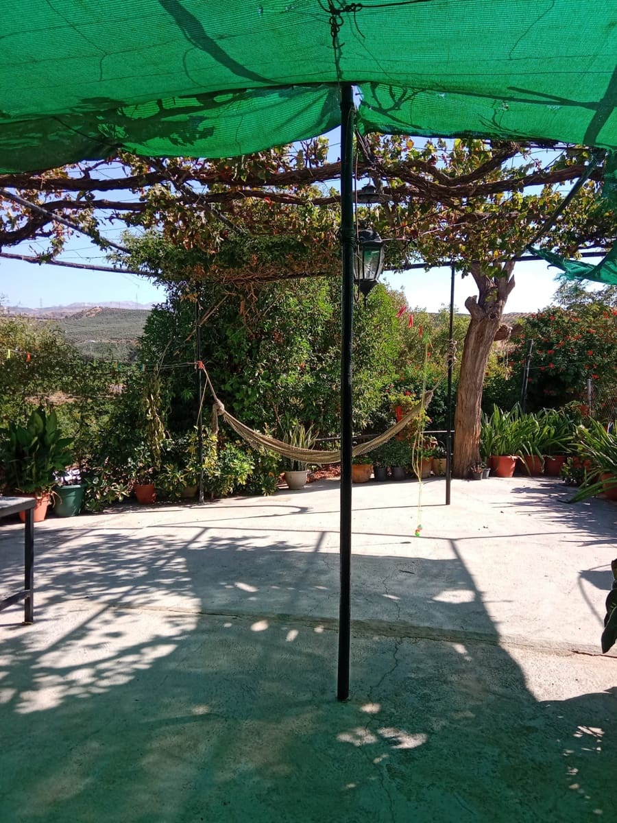 6 makuuhuone Maalaistalo myytävänä paikassa Alora mukana uima-altaan 
autotalli - 250 000 € (Ref: 9285287)