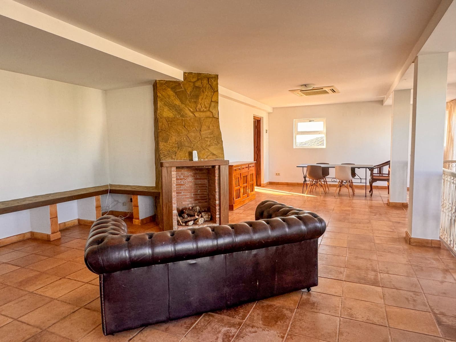 84 Zimmer Hotel zu verkaufen in Sotogrande mit Pool Garage - 9.500.000 € (Ref: 9301094)